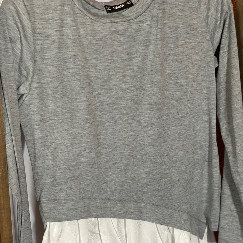 Double layer Ruffle Heather Grey Tee - Picture 2 of 6